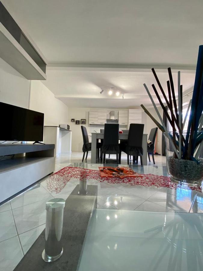 Sofi House-Appartamento In Villa Con Piscina Scafati Dış mekan fotoğraf