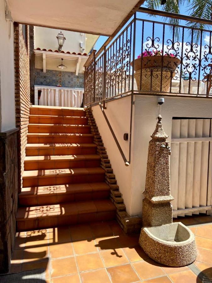 Sofi House-Appartamento In Villa Con Piscina Scafati Dış mekan fotoğraf