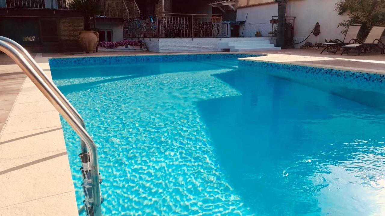 Sofi House-Appartamento In Villa Con Piscina Scafati Dış mekan fotoğraf